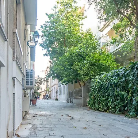 Pan'S Cave Studio In Plaka-2